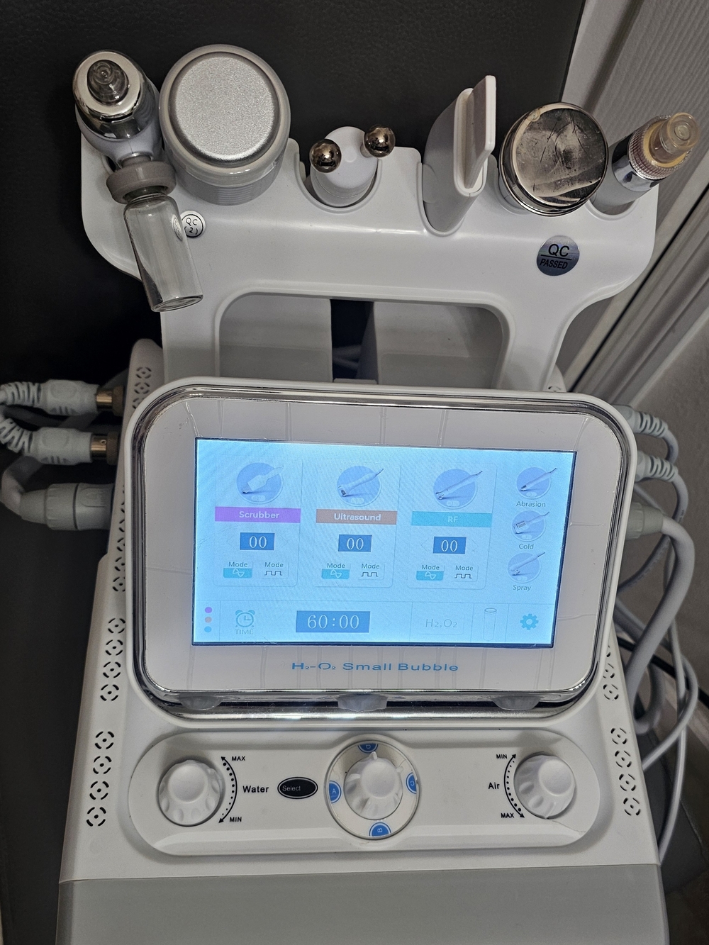 H2-O2 Small Bubble Facial Machine - White - Picture 5 of 6